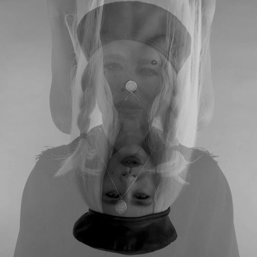 Vivienne Cure - I Put A Spell On You (2023) [Single]