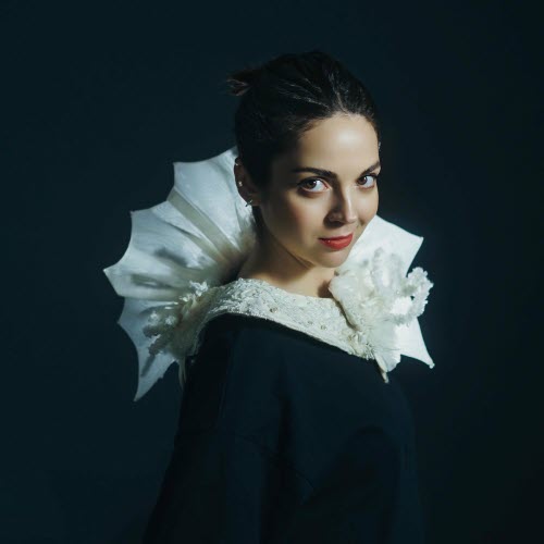 Julia Bondar - Enchanted (2021) [Single]