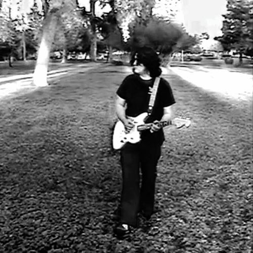 60 Juno - Embedded (2025) [Single]