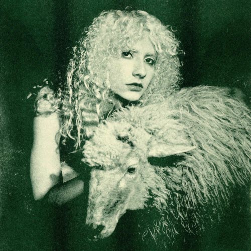 Vera Harlot - Easy Prey (2025) [Single]