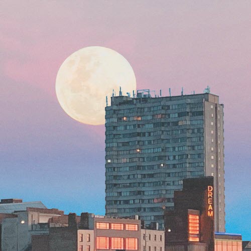 Pynch - Howling At A Concrete Moon (2023)