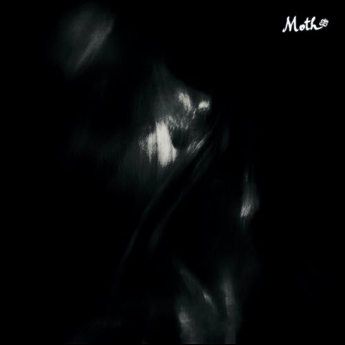 Pam Risourié - Moth (2026) [Single]