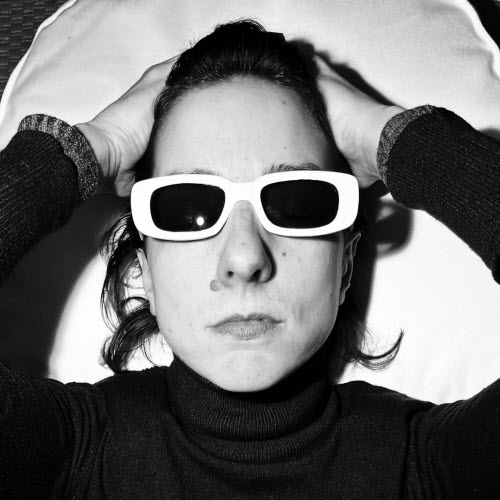 Les Clopes - 2/7: Laurence Inutile (2026) [EP]