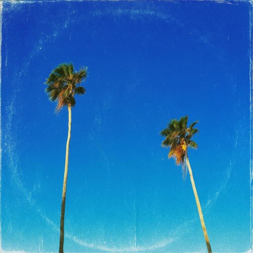 Mony - Boat Shoes & Khaki Shorts (2025) [Single]